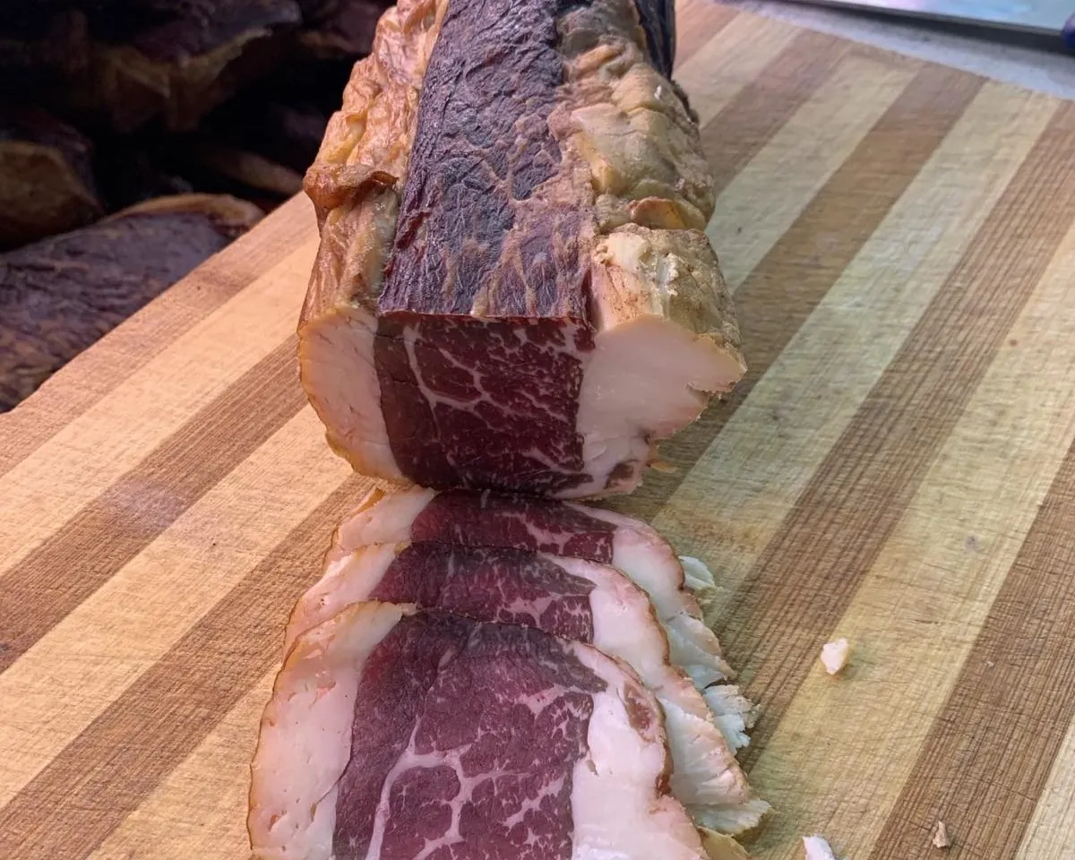 Narezano suho meso